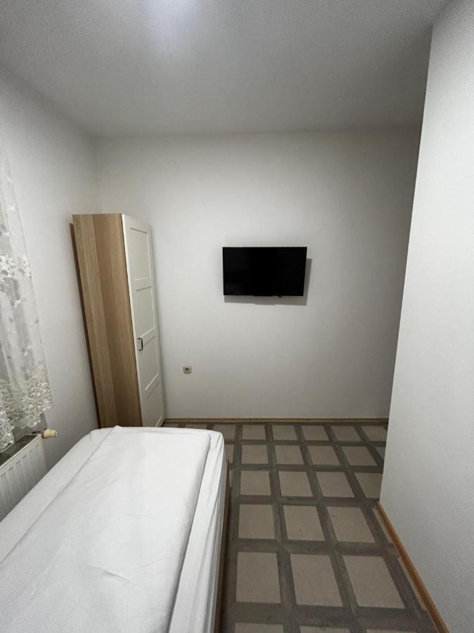 Sobe Zimmer Frei Pozega Exterior foto